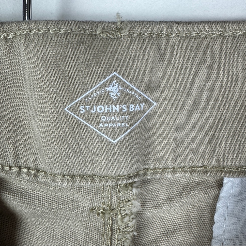 St. John's Bay High Rise Capri Pants Women's 14 Tan - Picture 6 of 9